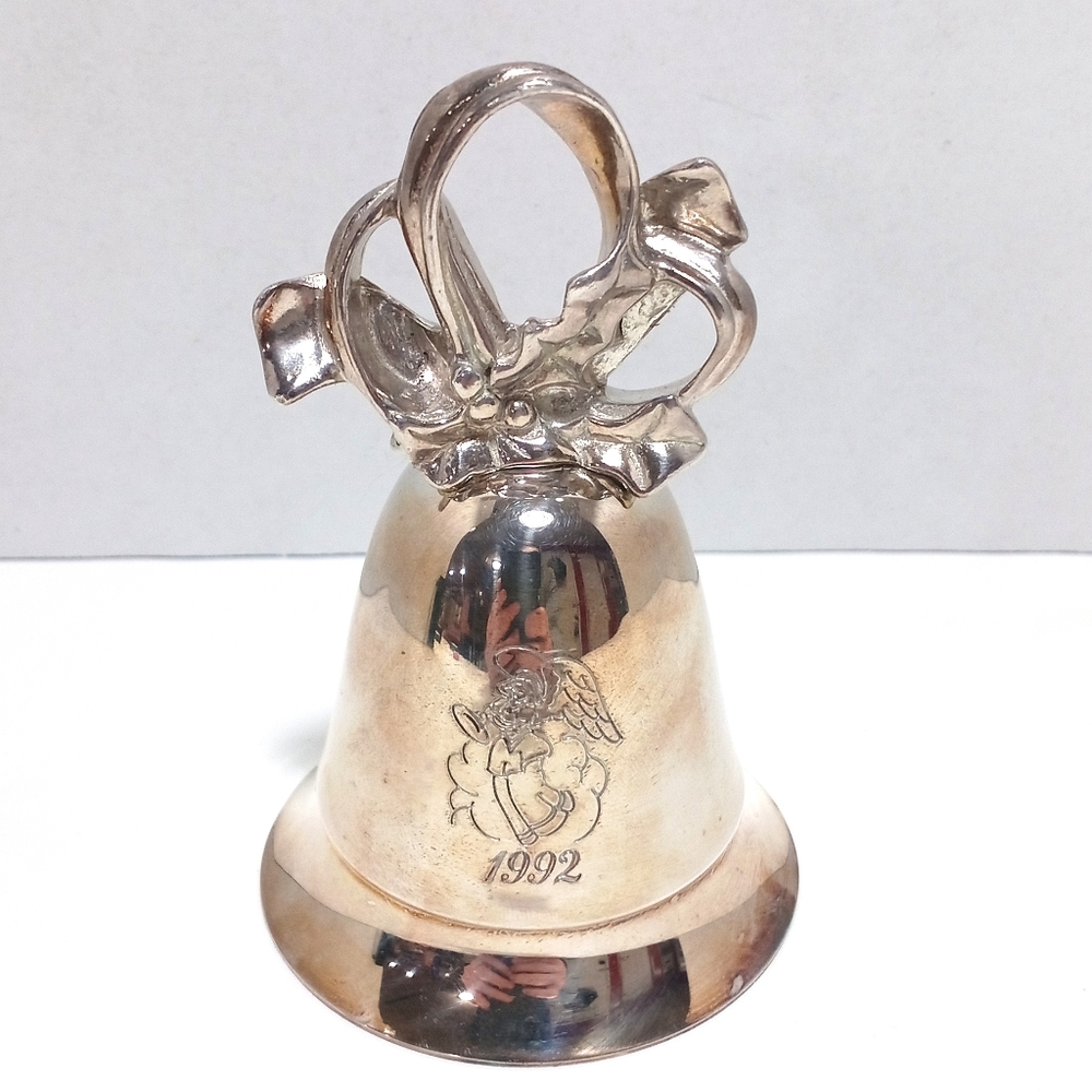 Vintage Kirk Stieff Christmas Bell Silver Plated 1992 Wind Up Music Box